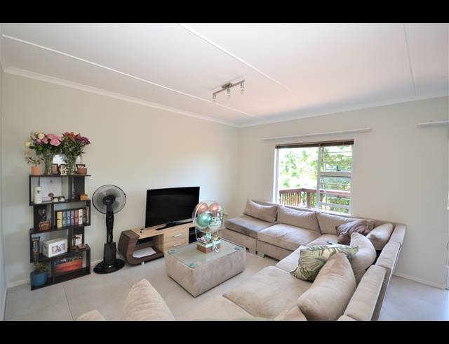 2 BEDROOM TOWNHOUSE RENTED IN ABBOTSFORD